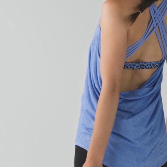 NWT Lululemon🍋 Free To Be Wild Tank in Blue Animal Print Size 8 - Picture 11 of 11